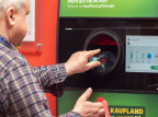 Koniec kolejek w sklepach. Butelki oddasz tuż pod swoim blokiem
