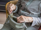 Seniorzy w pułapce paradoksu żywieniowego: jednoczesna otyłość i niedożywienie coraz powszechniejsze