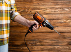 Porównanie wiertarek: sieciowa, akumulatorowa i udarowa – plusy i minusy