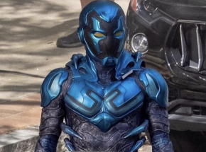 Xolo Maridueña jako Blue Beetle na pierwszych zdjęciach z planu