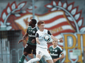 PKO Ekstraklasa: Puszcza górą w starciu beniaminków pełnym kartek