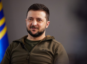 Zełenski: w końcu otrzymujemy broń, jakiej naprawdę potrzebujemy