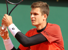 Tenis - ATP Rotterdam: przegrana Hurkacza z Tsitsipasem w II rundzie