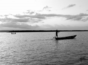 Nigeria: co najmniej 76 osób zginęło po wywróceniu się łodzi