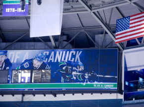 NHL: zwycięstwa Nashville Predators oraz Vancouver Canucks