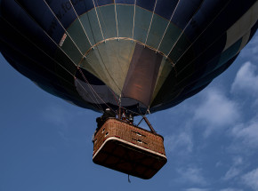 Chiny: mężczyzna utknął w balonie na 2 dni 