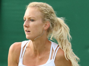 Tenis - Wimbledon: bardzo pewny awans Radwańskiej