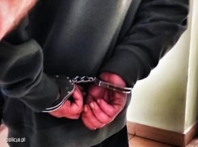 Podlaskie: tragiczny finał kłótni. 35-latek ugodził w szyję swojego 37-letniego kolegę