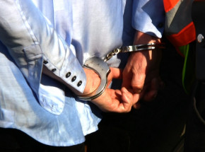 Wielkopolskie: mężczyzna stanie przed sądem za znęcanie się nad matką przez 8 lat