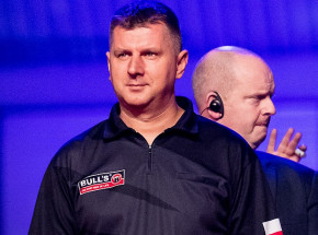 Dart - World Series of Darts Finals: udany początek Ratajskiego, niebywały wyczyn Kinga