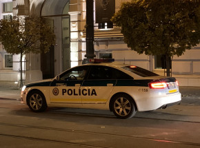 Bratysława: dwie osoby zostały zastrzelone przed barem dla osób LGBT