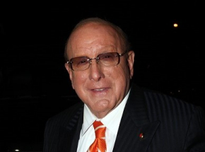 Clive Davis podtrzymuje coroczną tradycję i zaprasza gwiazdy na galę w przeddzień Grammy