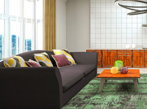 Małopolska: poszukiwani mężczyźni schowali się przed policją w wersalkach