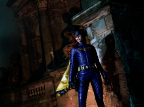 Kevin Feige i James Gunn zwracają się do filmowców anulowanej „Batgirl"