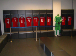 Paulo Sousa ma wszystko, by być lepszym selekcjonerem od Jerzego Brzęczka [FELIETON]