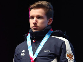 Łyżwiarstwo figurowe: mistrz świata juniorów po operacji