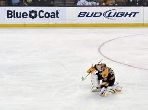 NHL: Bruins nie dali szans Flyers, Kings z kolejną porażką