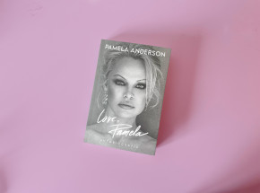 „Love, Pamela” [RECENZJA]
