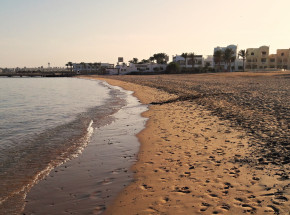 Egipt: zamknięto hotel w związku z zatruciem 40 turystów