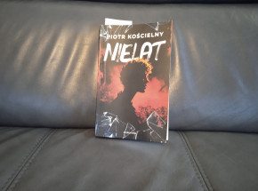 O mrocznych zaułkach Wrocławia po raz kolejny - recenzja książki "Nielat" Piotra Kościelnego