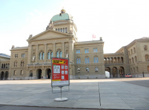 Szwajcarski rząd zrywa z polityką neutralności i nakłada sankcje wobec Rosji