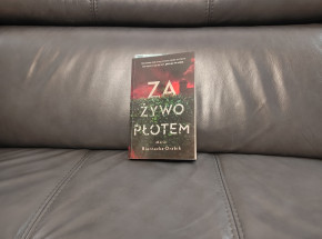 Kolejny świetny debiut - recenzja „Za żywopłotem” Marii Biernackiej-Drabik