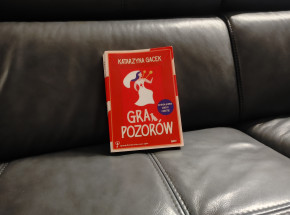 Polubię Cosy crime - recenzja „Gry pozorów” Katarzyny Gacek