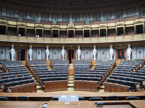 Austria: przegłosowano ustawę wprowadzającą obowiązek szczepień przeciw COVID-19