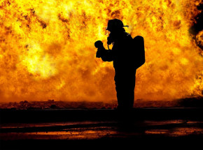 Wietnam: pożar 9-piętrowca. Nie żyje co najmniej 56 osób 