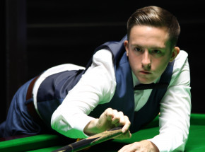 Snooker - eliminacje MŚ: O'Sullivan otarł się o maksa, Stevens gra dalej