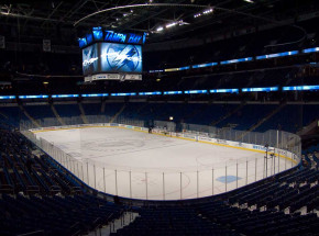 NHL: Tampa Bay Lightning coraz bliżej Pucharu