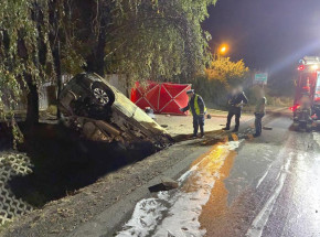 Aktualizacja 12.09: Tragiczny wypadek w Sierczy – trzy osoby zginęły w płonącym samochodzie + WIDEO