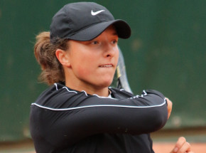 Tenis - WTA Rzym: Iga lepsza od Madison Keys, Polka w III rundzie