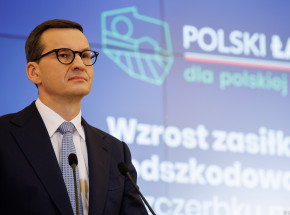 Chińskie władze nazwały premiera „pewnym polskim urzędnikiem”. Rząd odpowiada