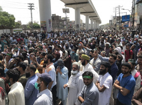 Pakistan: islamistyczne ugrupowanie TLP znów legalne