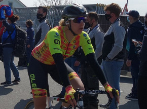 Tour de France kobiet: solowy triumf Reusser, aktywna Niewiadoma nadal trzecia