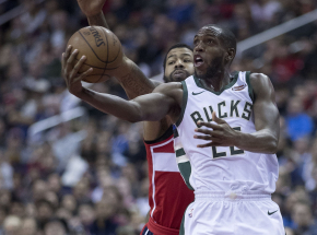 NBA: zwycięski rzut Middletona, Mavericks lepsi od Clippers