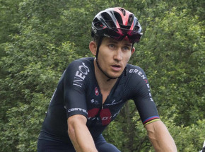 Tour de France: świetna jazda Kwiatkowskiego, zwycięstwo Pogacara