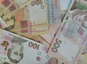 Ukraina: bank centralny wprowadził limit wypłaty gotówki