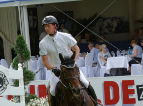 Jeździectwo - skoki: Felix Hassmann zwycięża w Grand Prix