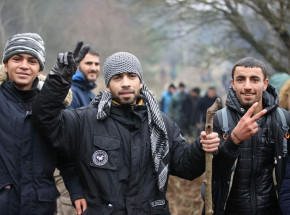 Iraccy Kurdowie na granicy: „Wolałbym widzieć, jak moja rodzina umiera w pobliżu granicy, niż wracać"