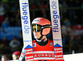 Skoki narciarskie - PŚ: Hoerl zwycięzcą konkursu. Słaby występ Polaków