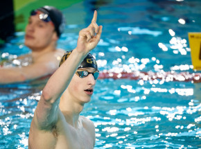 Pływanie - MŚJ: złoty dzień Polaków