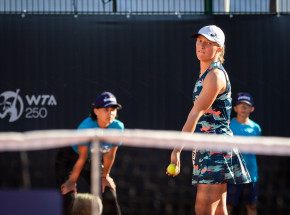 WTA Cincinnati: Iga Świątek w kiepskim stylu odpada z turnieju