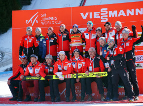 Skoki narciarskie - PŚ: zwycięstwo Austriaków i czwarta lokata Polaków