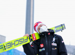 Skoki narciarskie - PK: Bjoereng najlepszy w jednoseryjnym konkursie