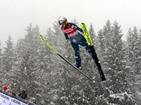 Skoki narciarskie - PŚ: Kriznar ze zwycięstwem w Hinzenbach