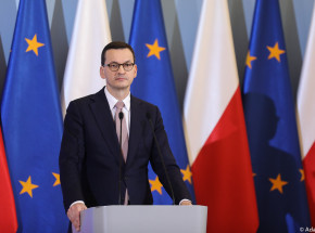 Rząd znosi większość obostrzeń od 1 marca