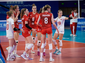 Polskie siatkarki zagrają o brąz z Brazylią, w półfinale Chinki nie dały im szans