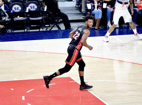 NBA: wyjazdowe zwycięstwo Miami Heat na otwarcie